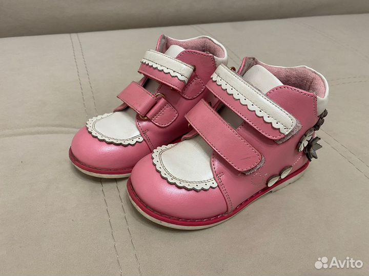 Ботинки для девочки демисезонные