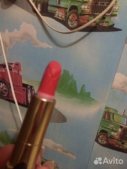 Помада Max Factor X