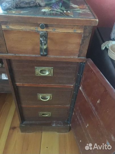 Трюмо с зеркалом бу