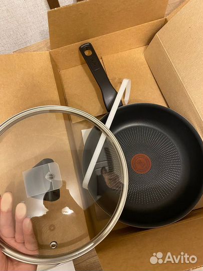 Сковородка Tefal Force 24см