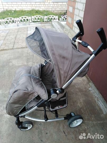 Прогулочная коляска