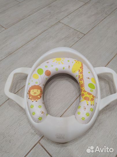 Машинка каталка + сидушка на унитаз