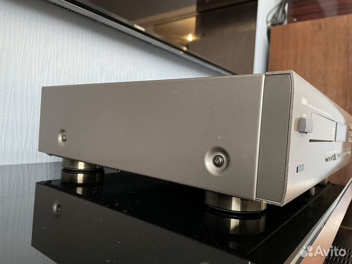 Проигрыватель компакт дисков Yamaha CDX-1030