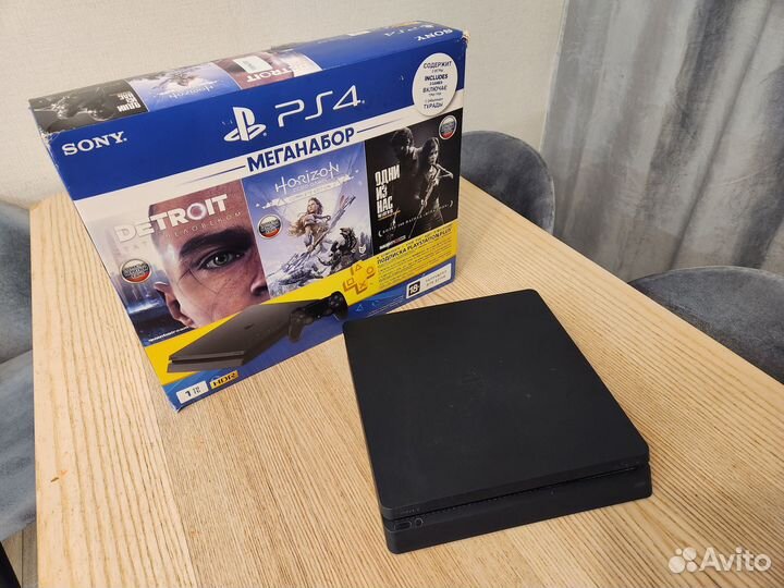 Sony Playstation 4 Slim 1тб