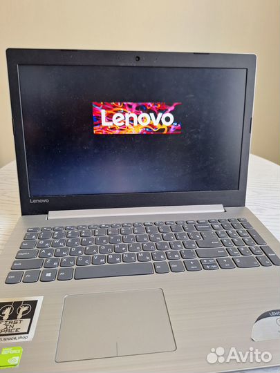 Ноутбук Lenovo