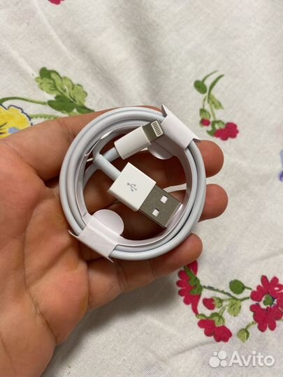 Зарядное устройство на iPhone провод новый