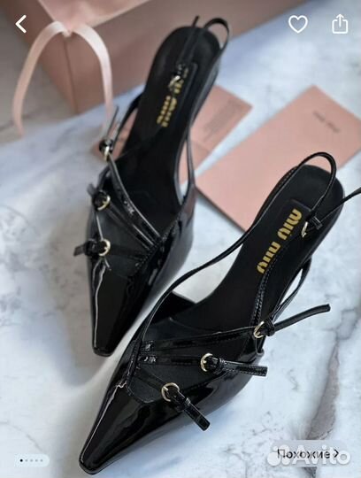Туфли на низком каблуке miu miu 40 р-р