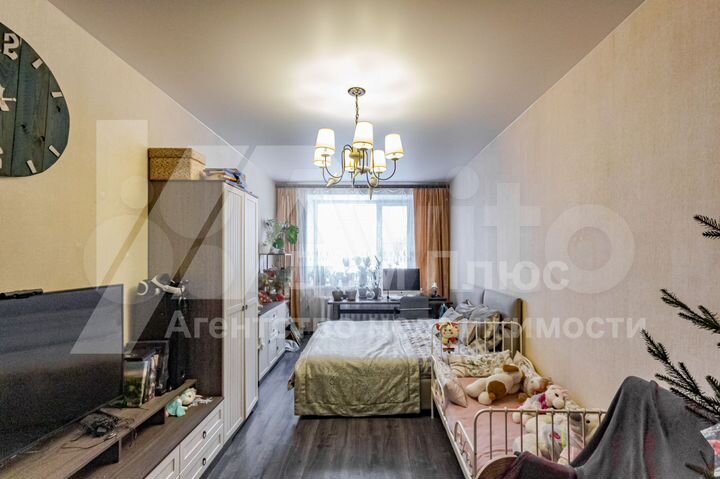 3-к. квартира, 106,8 м², 1/9 эт.