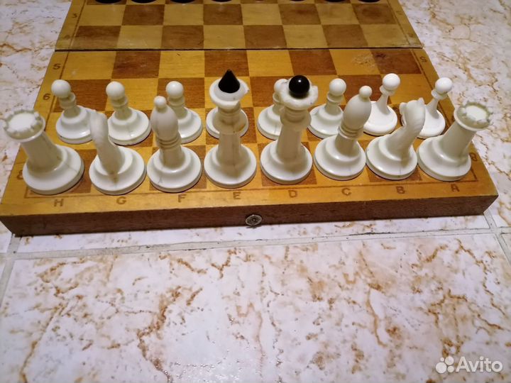 Старинные шахматы
