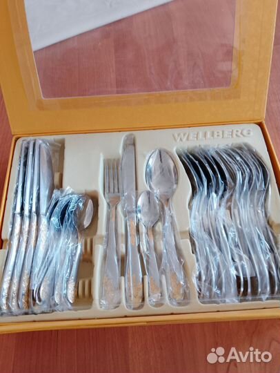 Набор столовых приборов