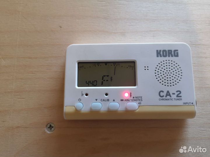 Цифровой хроматический тюнер Korg CA-2