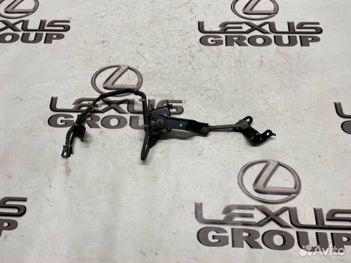 Датчик дорожного просвета прав. зад. Lexus RX270