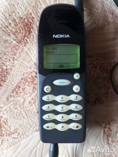 Телефон Nokia модель 640