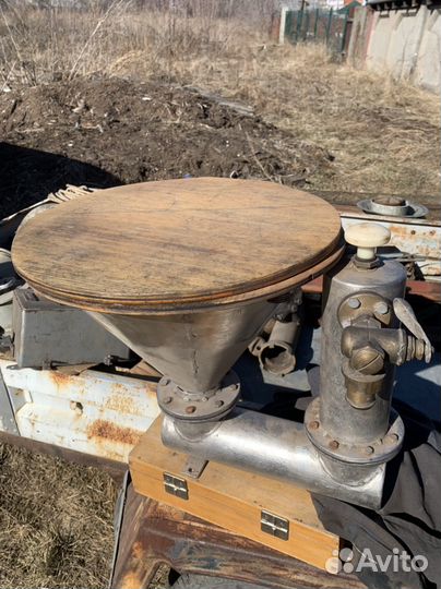 Судовой унитаз