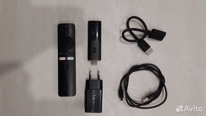 Smart-TV приставка Xiaomi Mi TV Stick