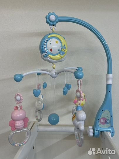 Мобиль музыкальный в кроватку с проектором
