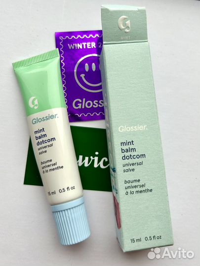 Glossier Balm Dotcom бальзам для губ вкус Mint