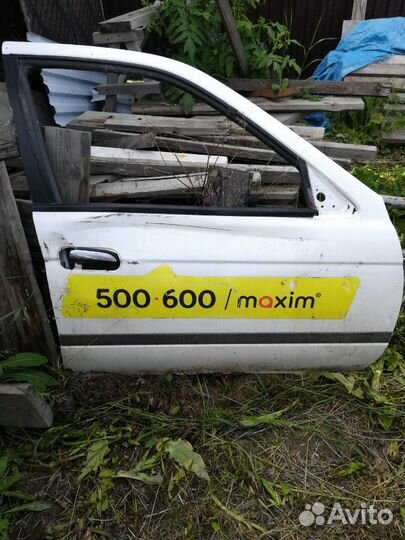 Дверь ниссан санни