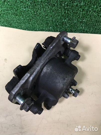 Суппорт передний правый Honda N-Wgn JH1 S07A 2015