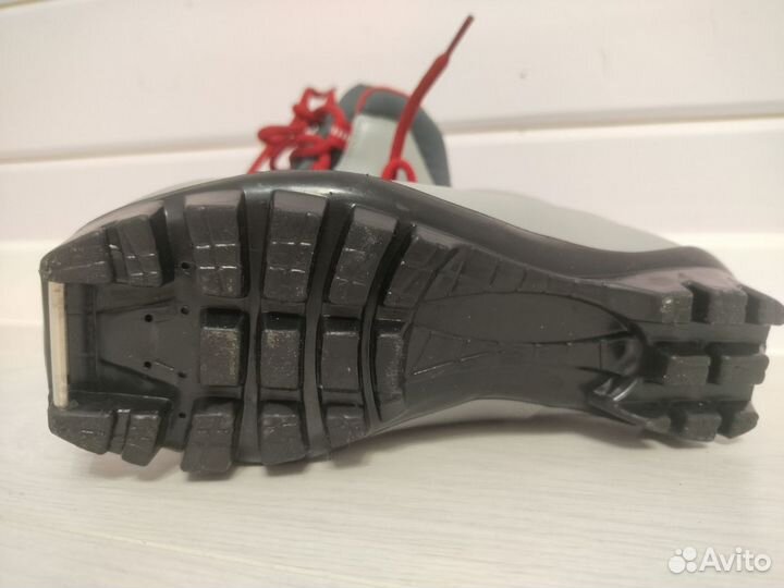 Лыжные ботинки 32 р