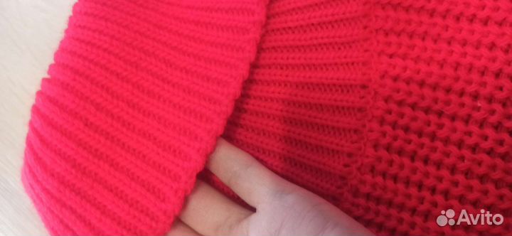 Свитер с дырками