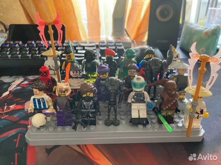 Фигурки Лего