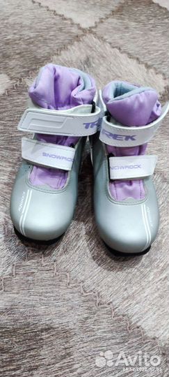 Лыжные ботинки