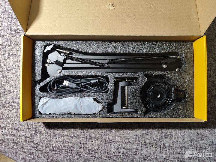 Студийный USB микрофон Maono au-pm422