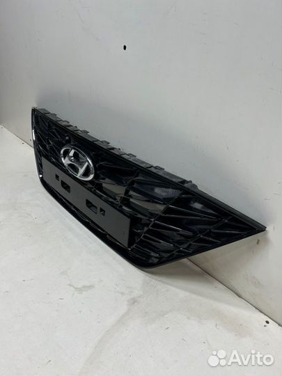 Решетка радиатора Hyundai Solaris 2 2020