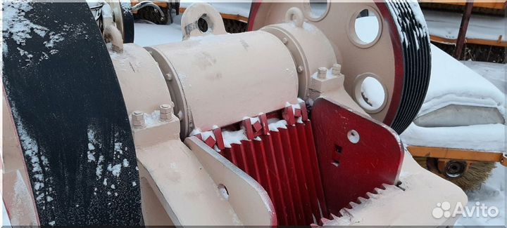 Щековая дробилка PE 250x400