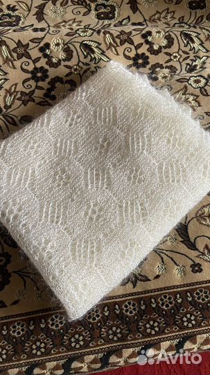 Пуховый платок паутинка, палантин