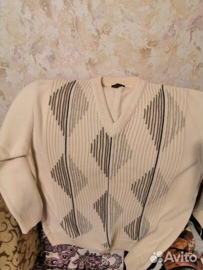 Мужской свитер