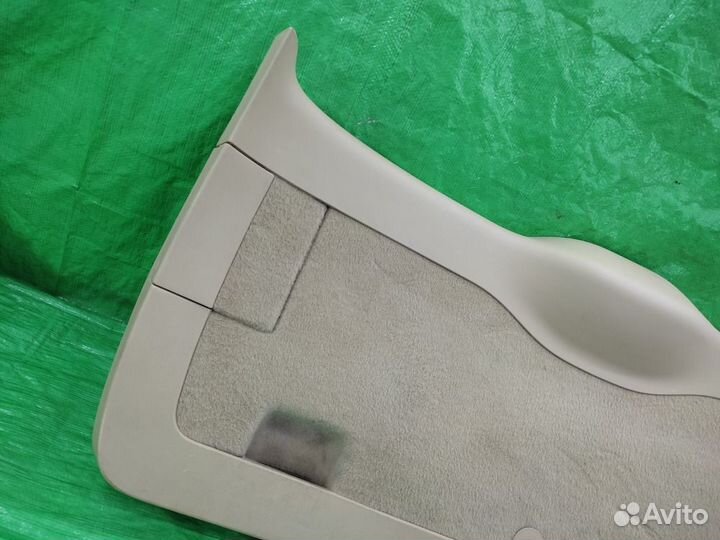 Обшивка двери багажника VW Touareg 2002-2010