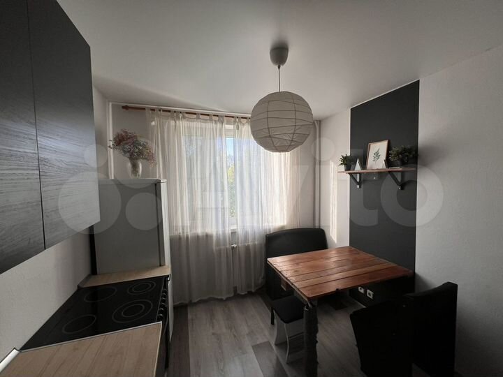 2-к. квартира, 55 м², 5/12 эт.