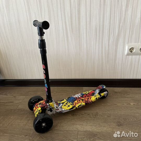 Самокат детский трехколесный