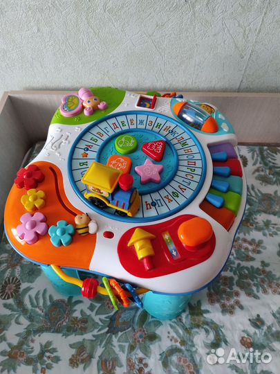 Развивающий столик baby go