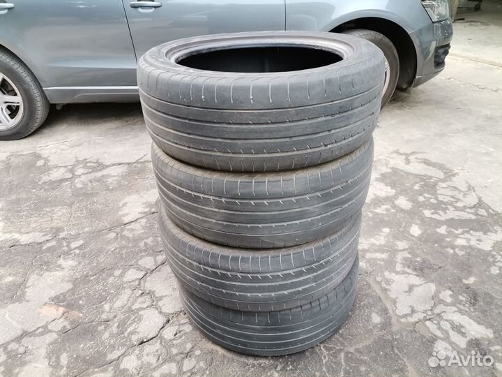 Yokohama Advan Sport V105 235/50 R19 99W