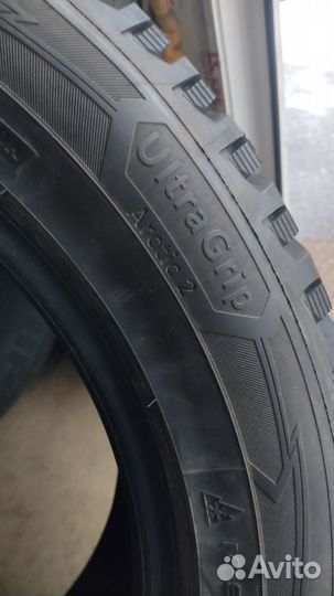 Goodyear UltraGrip Arctic 2 235/55 R18 104T