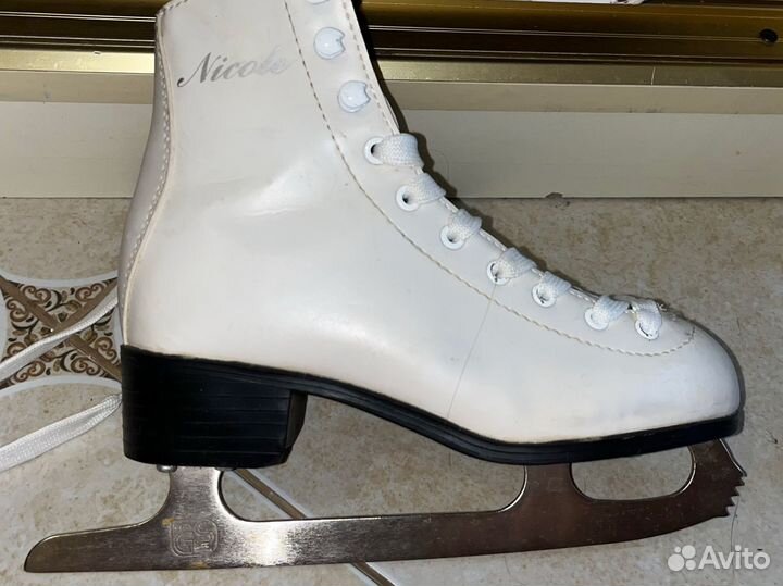 Коньки женские 34 размер