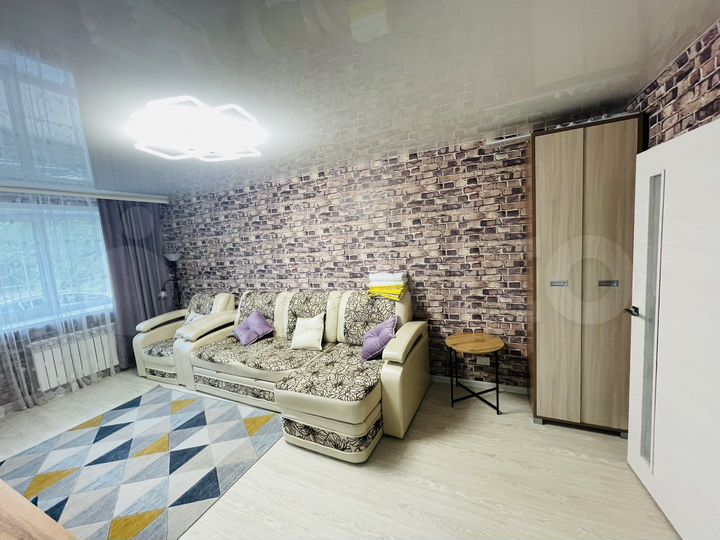 2-к. квартира, 45 м², 1/5 эт.