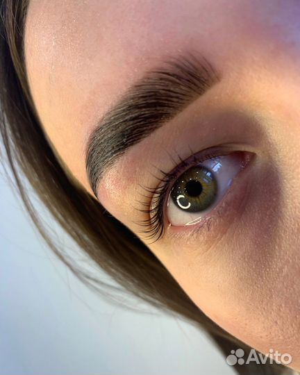 Ламинирование ресниц, брови