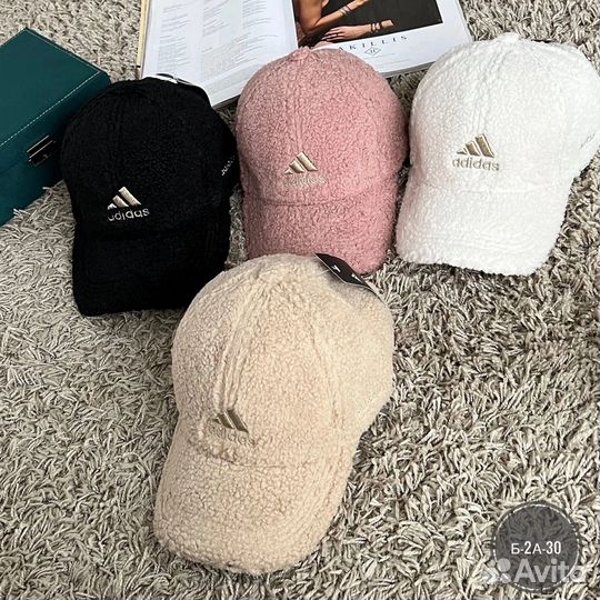 Кепка adidas черная