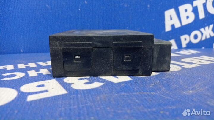 Блок комфорта Volkswagen Touareg внедорожник AXQ