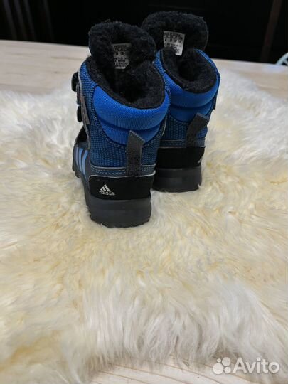 Ботинки adidas