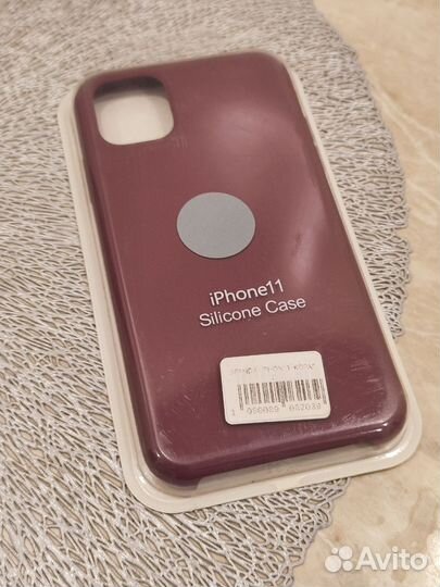 Чехол на iPhone 11