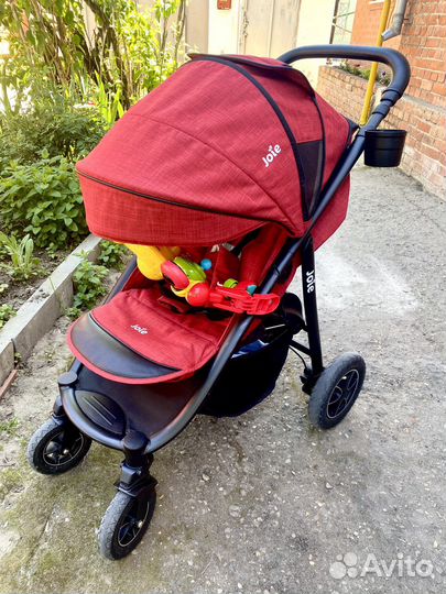 Прогулочная коляска joie mytrax