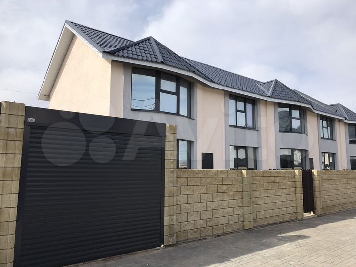 Таунхаус 140,8 м² на участке 2 сот.