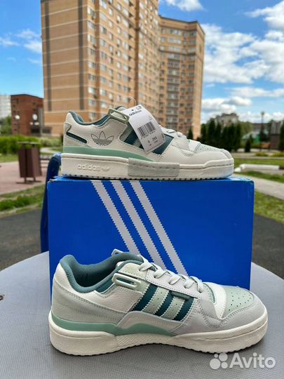 Кроссовки adidas forum low