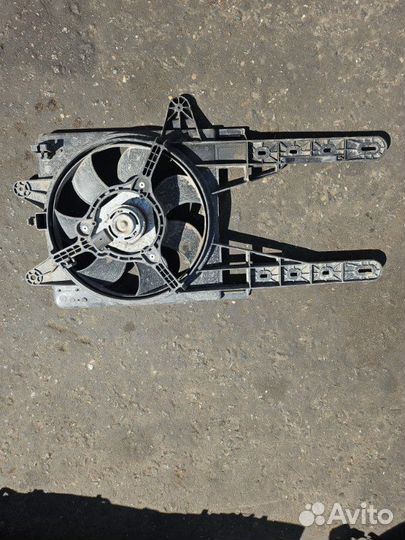 Вентилятор охлаждения Fiat Punto
