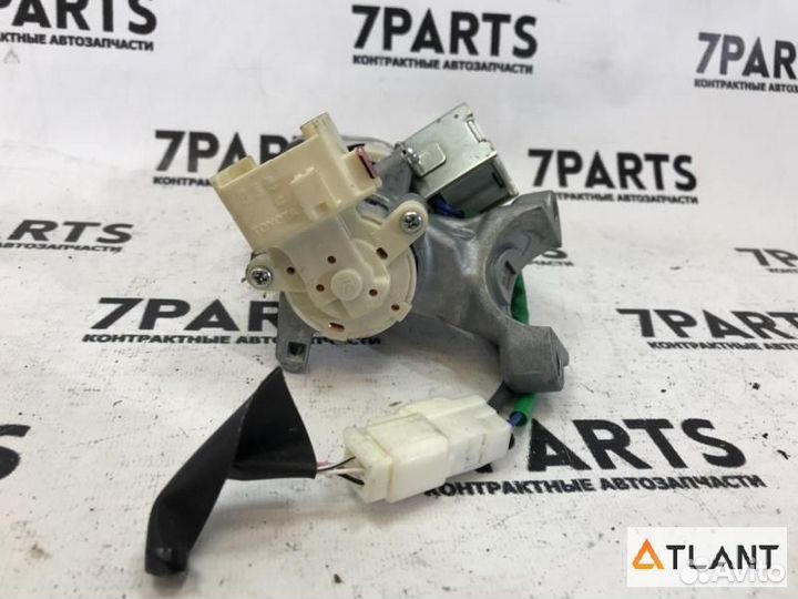 Замок зажигания toyota isis